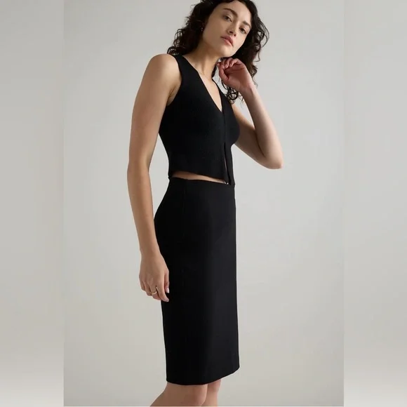 Quince Ultra-Stretch Ponte Pencil Skirt Medium NWT - Picture 3 of 9